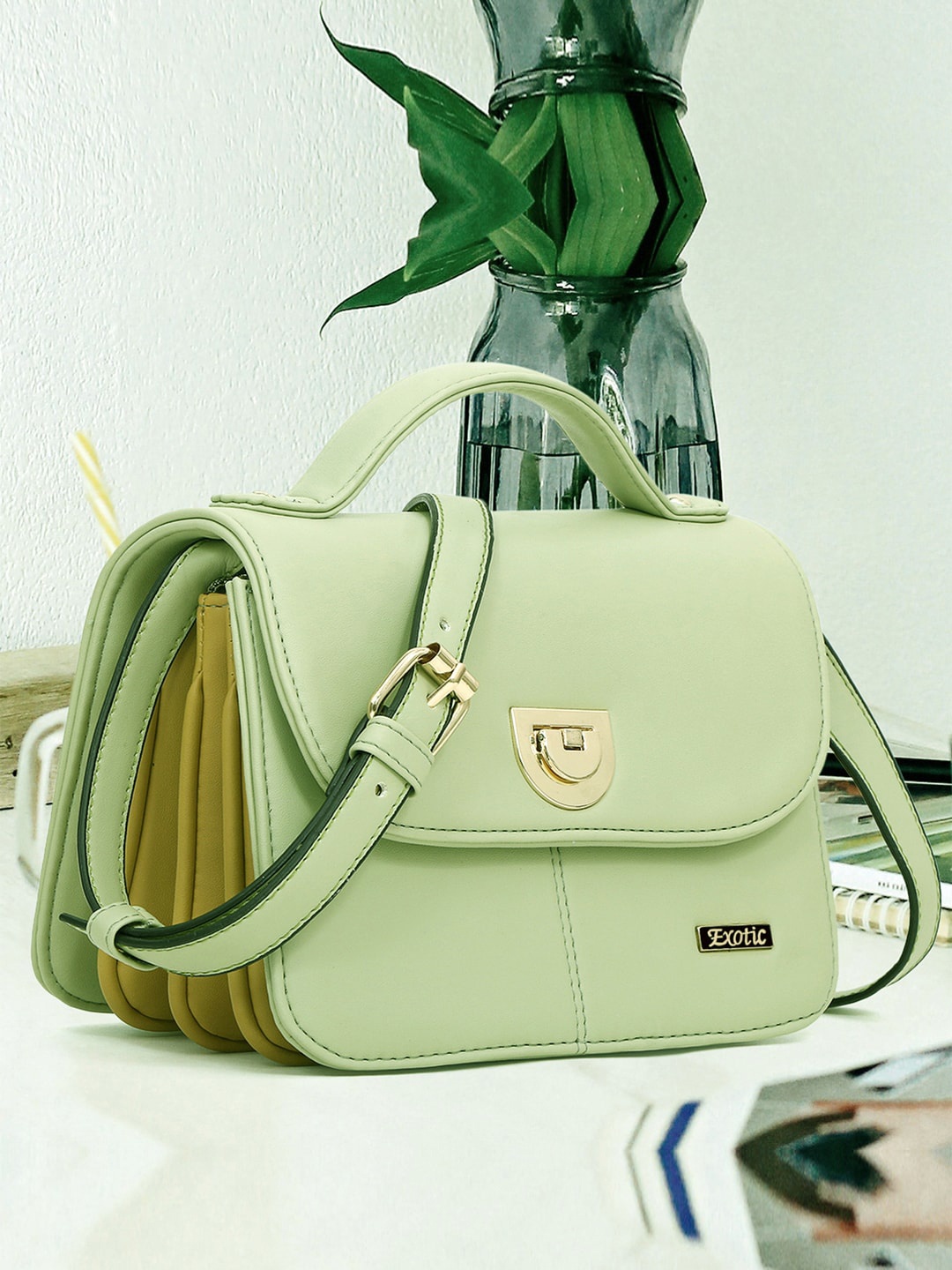 

Exotic PU Structured Handheld Bag with Tasselled, Green