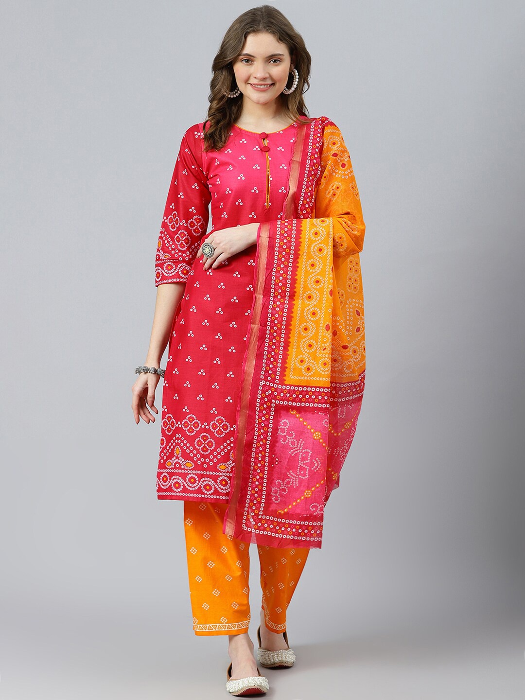 

RATAN Bandhani Printed Pure Cotton Kurta with Trousers & Dupatta, Pink