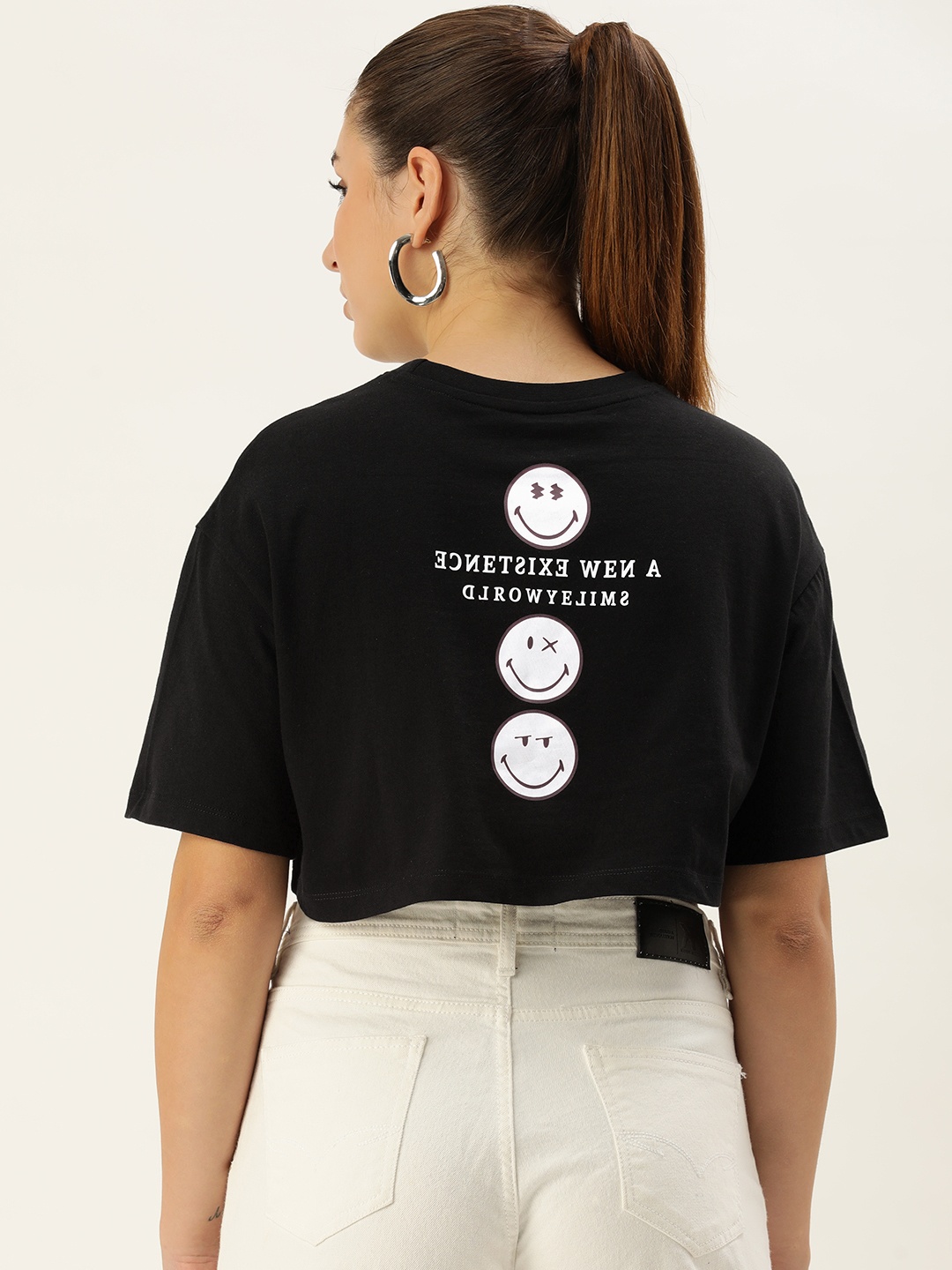 

Smiley Women Graphic Printed Crop Boxy T-shirt, Black