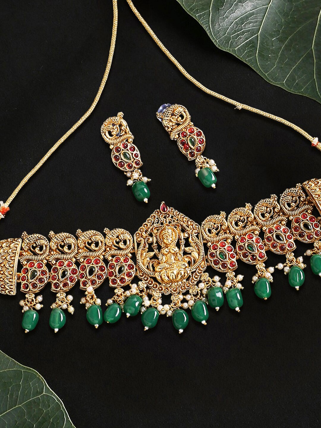 

OOMPH Stone Antique Studded Jewellery Set, Red