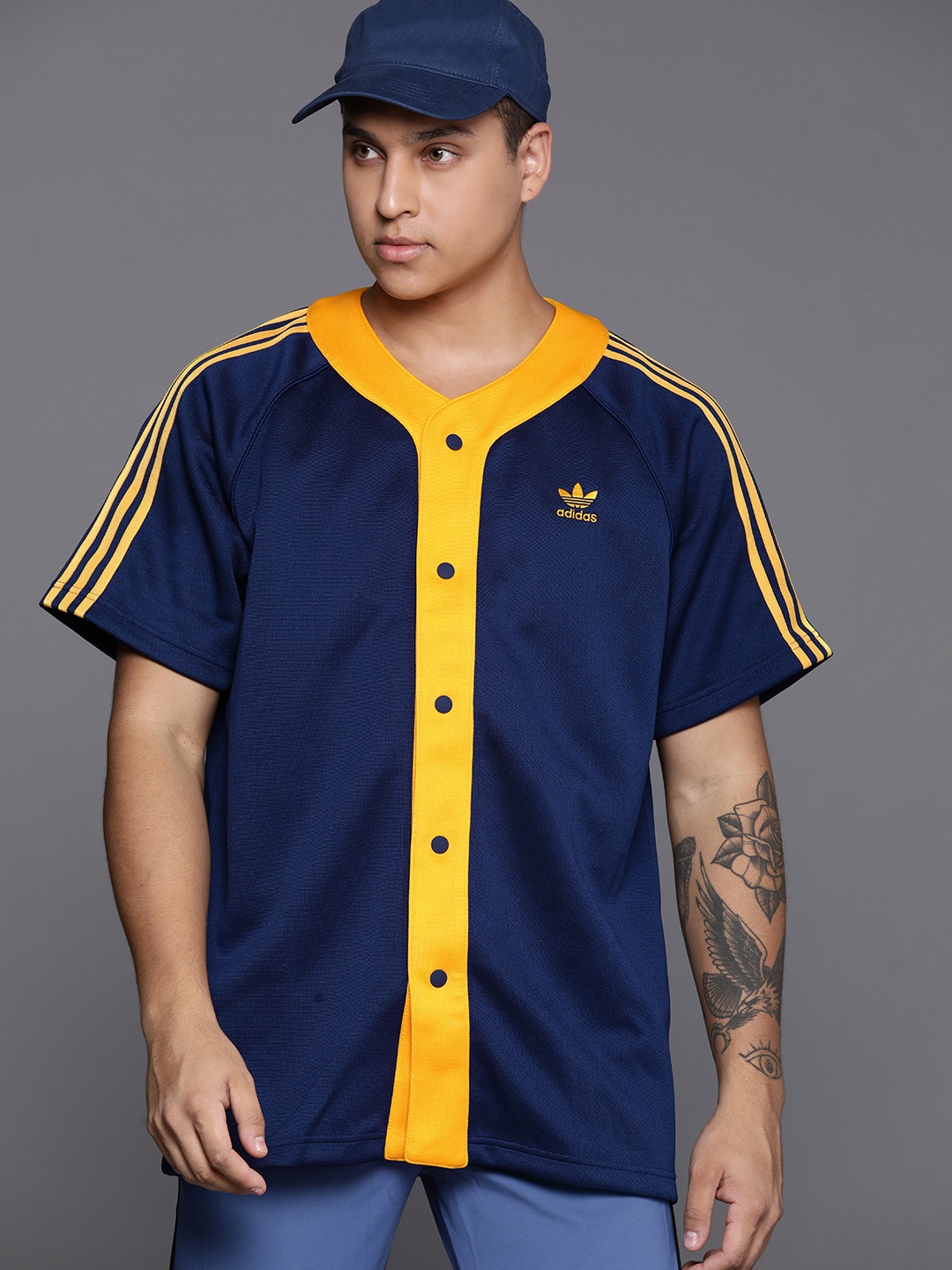 

ADIDAS Originals Adicolor Classics SS Shirts, Navy blue