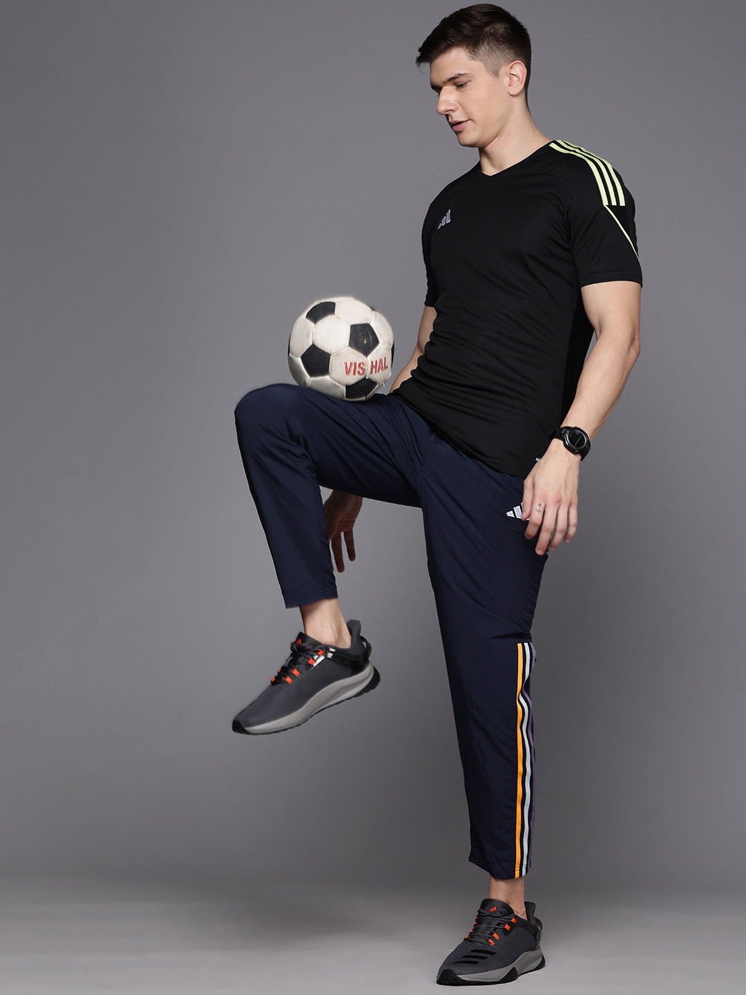 

ADIDAS Men Real Madrid Tiro23 Presentation Football Track Pants, Navy blue