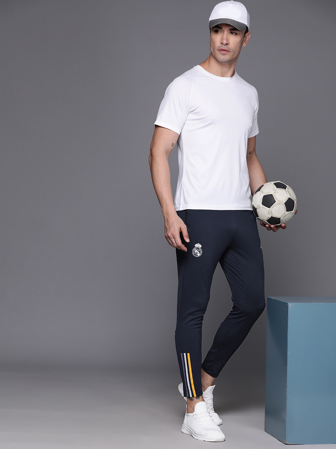 

ADIDAS Men REAL MADRID Tiro 23 Football Track Pants, Navy blue