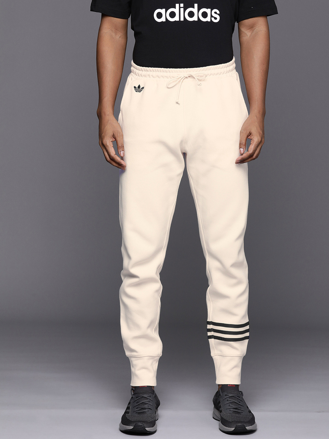 

ADIDAS Originals Men Neuclassics Joggers, Cream