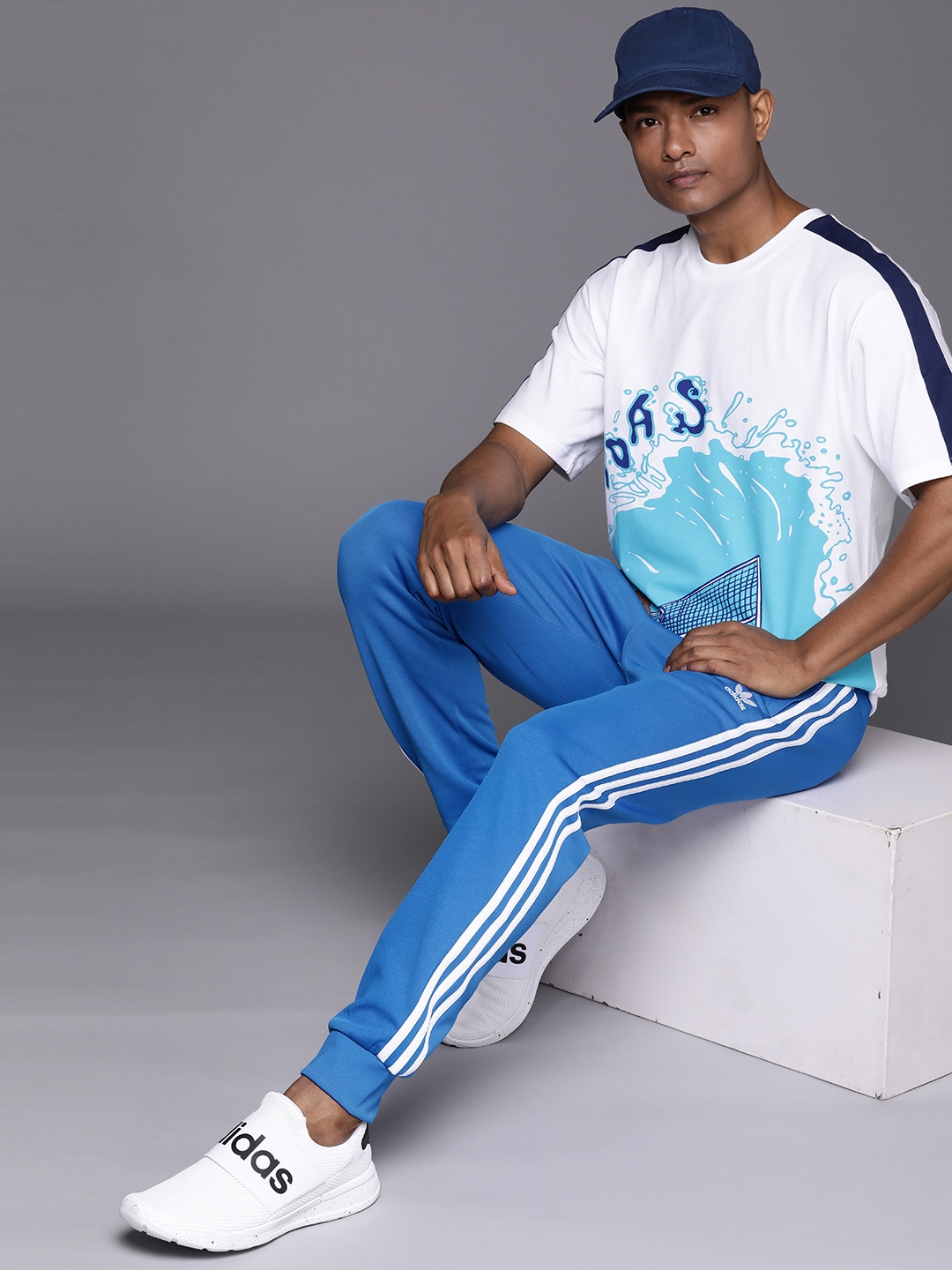 

ADIDAS Originals Men Adicolor Classics SST Track Pants, Blue