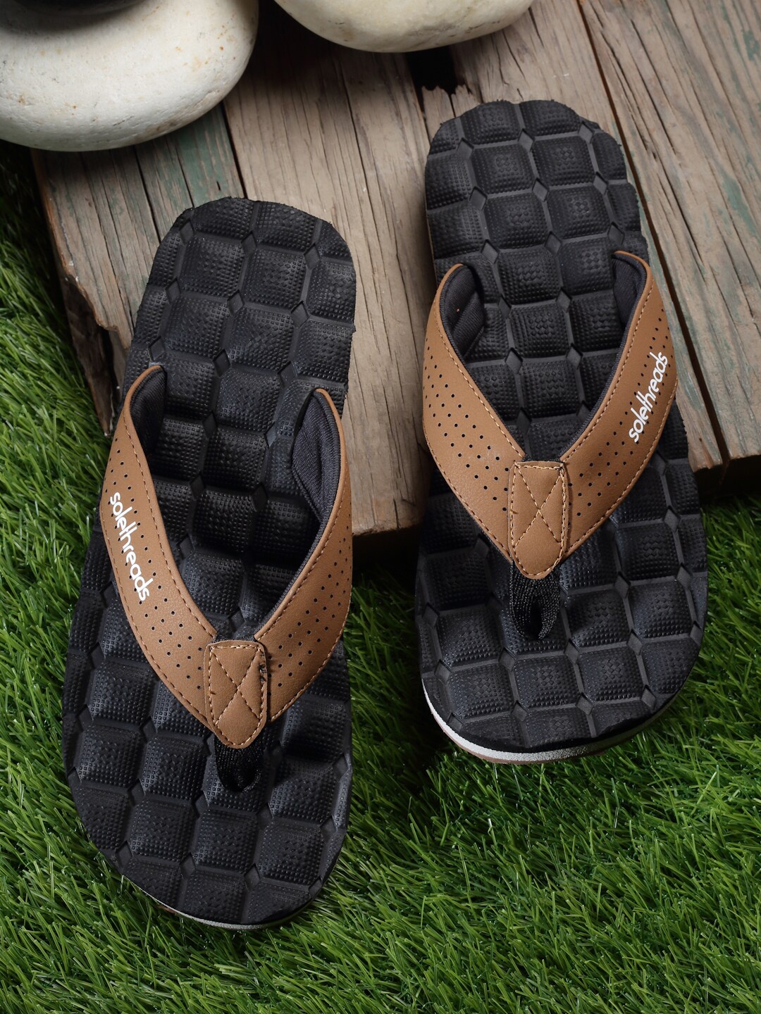 

Solethreads Men Self Design Thong Flip-Flops, Black