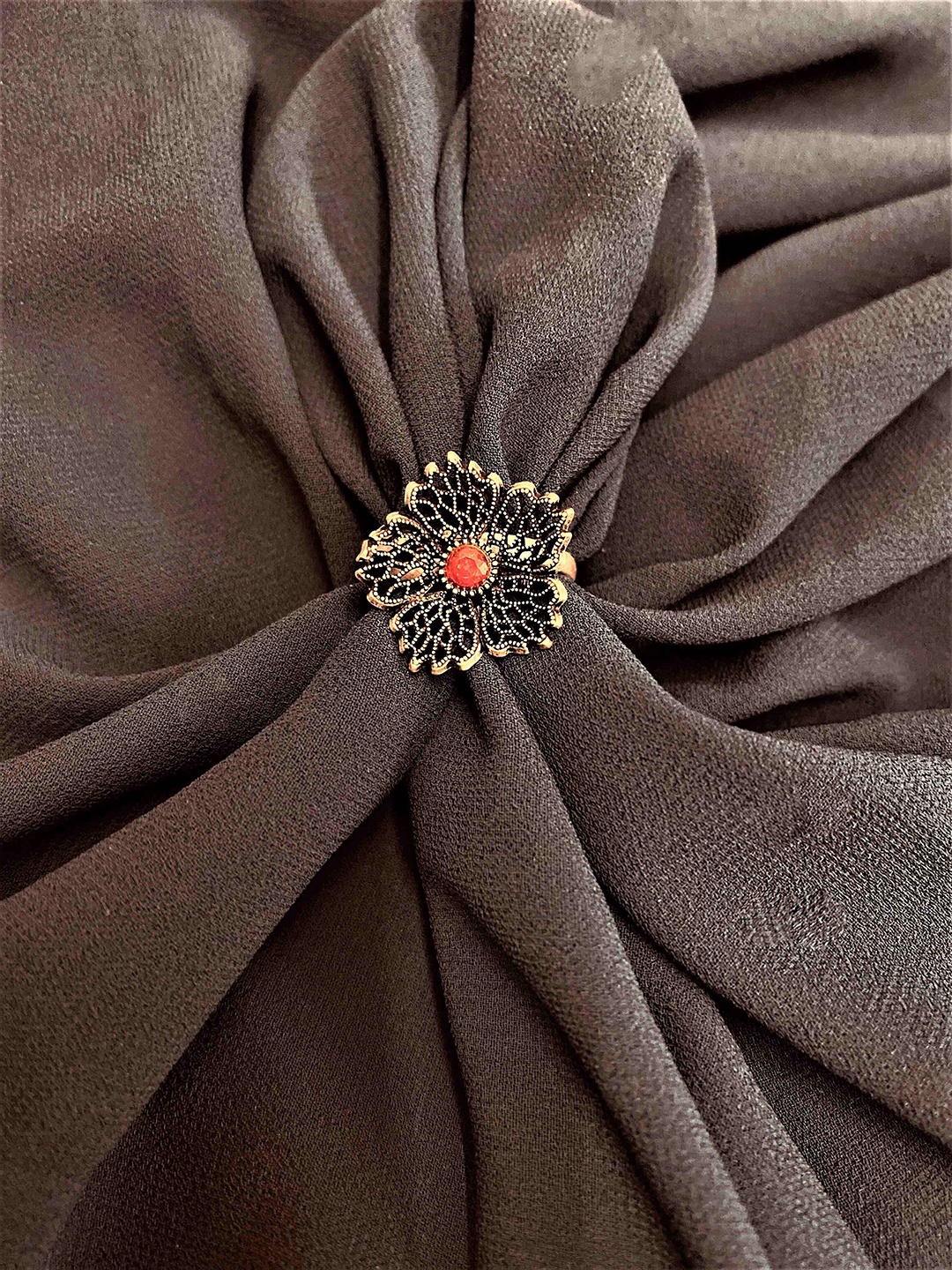 

ATIBELLE Silver-Plated Stone-Studded Floral Textured Adjustable Finger Ring