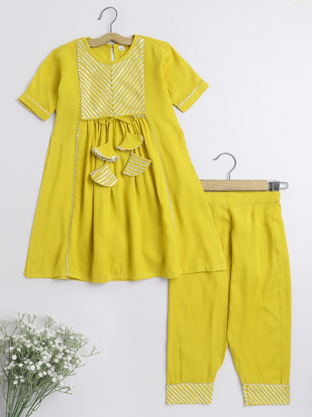 

The Magic Wand Girls Gotta Patti Kurta with Trousers, Mustard