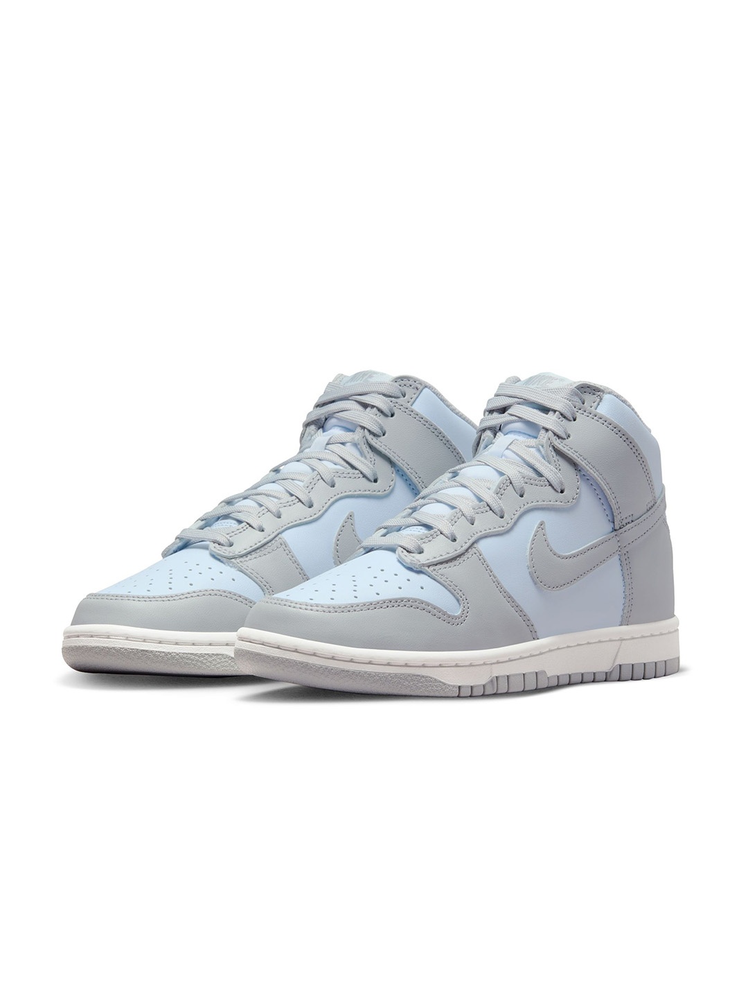 

Nike Women Dunk High Retro Sneakers, Blue