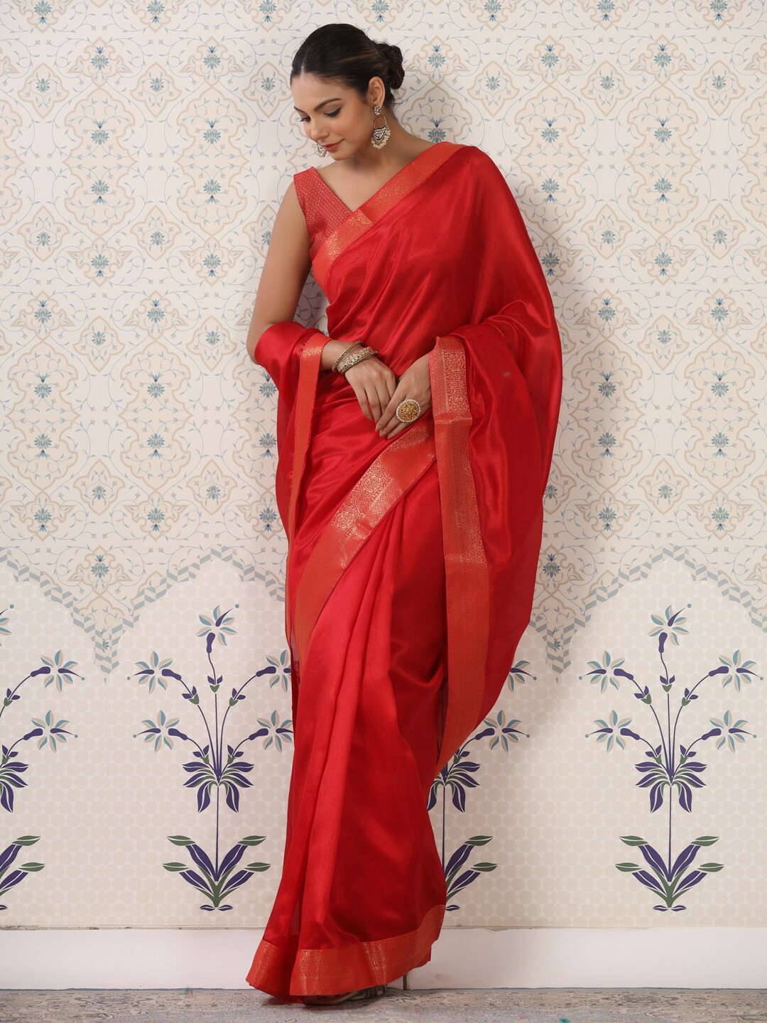 

Ode by House of Pataudi Woven Design Border Zari Banarasi Saree, Red