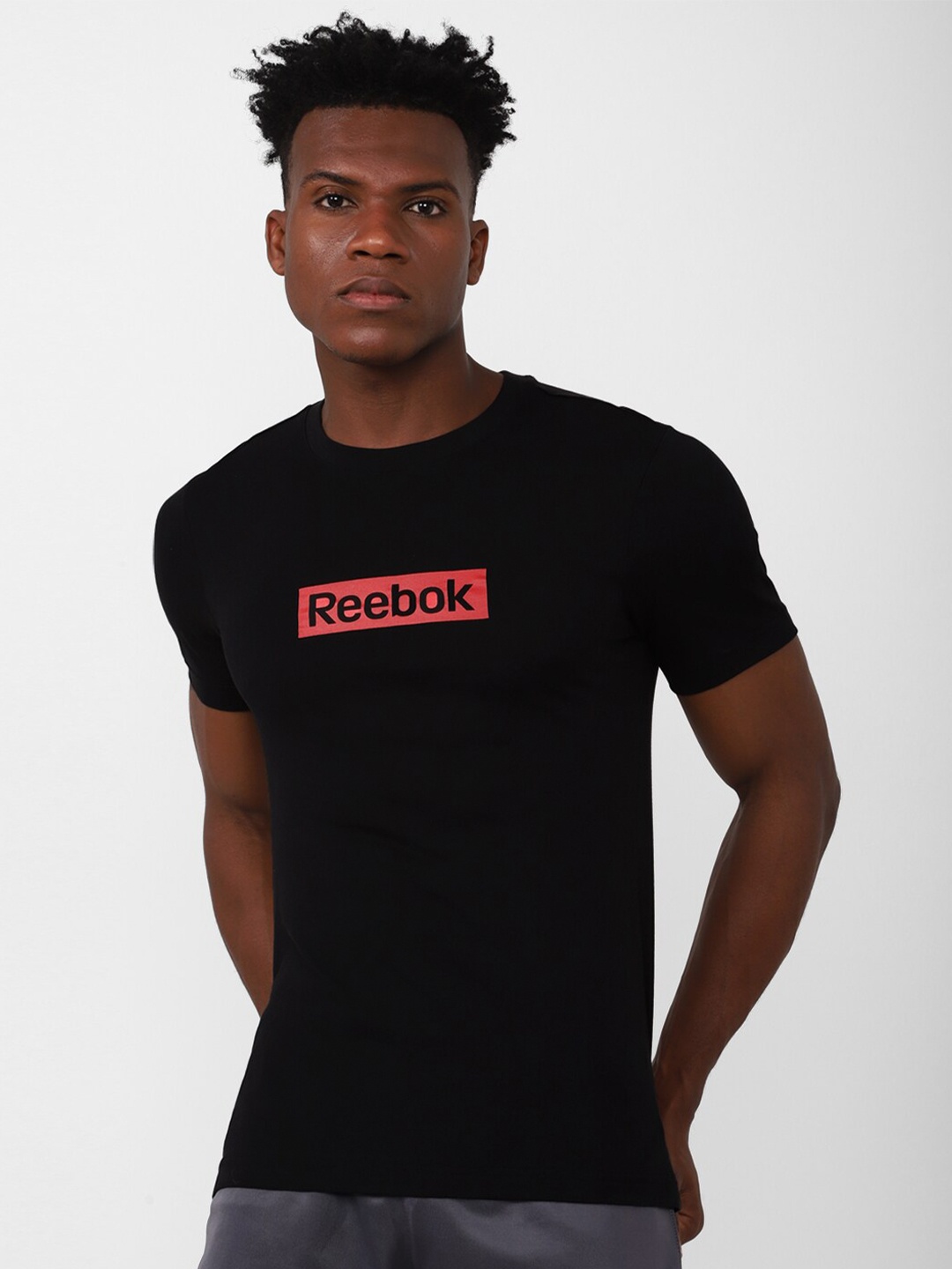 

Reebok TE Linear Logo SS T-Shirt, Black