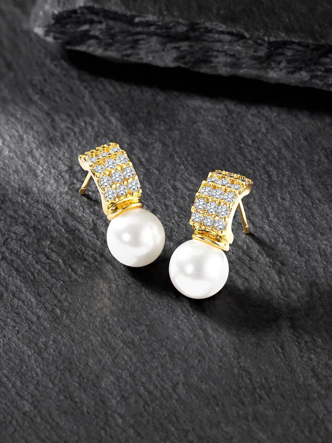 

Peora Gold-Plated Contemporary Pearl Studs Earrings