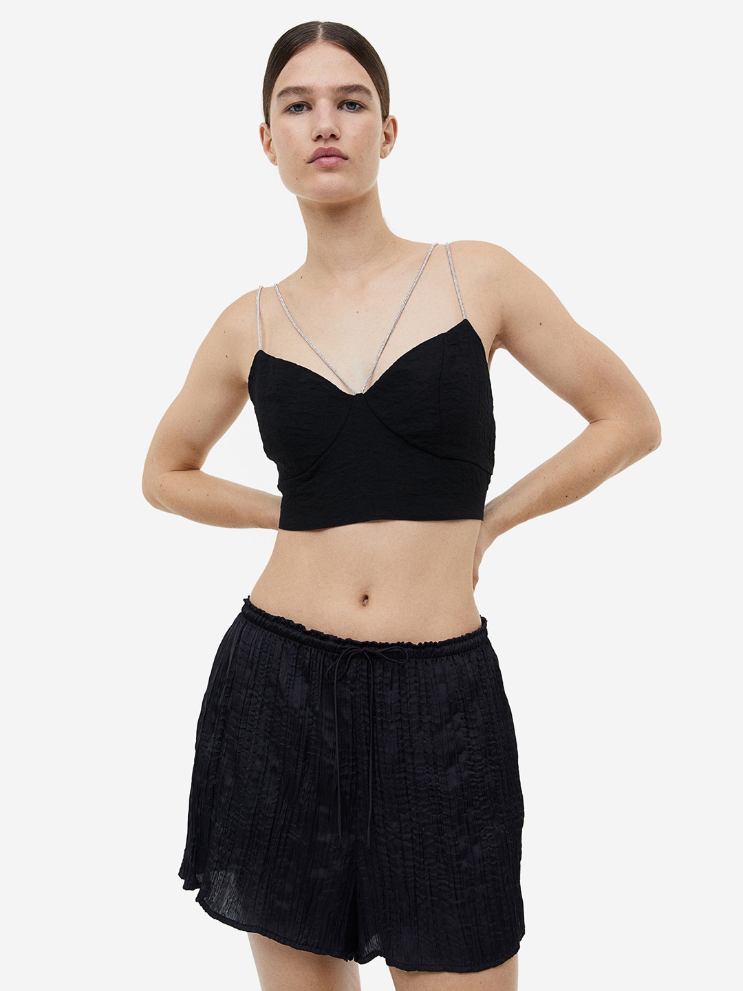 

H&M Women Pleated Satin Shorts, Black