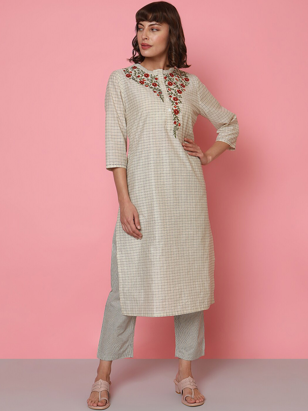 

Indifusion Checked Thread Work Kurta Pure Cotton With Trousers, Beige