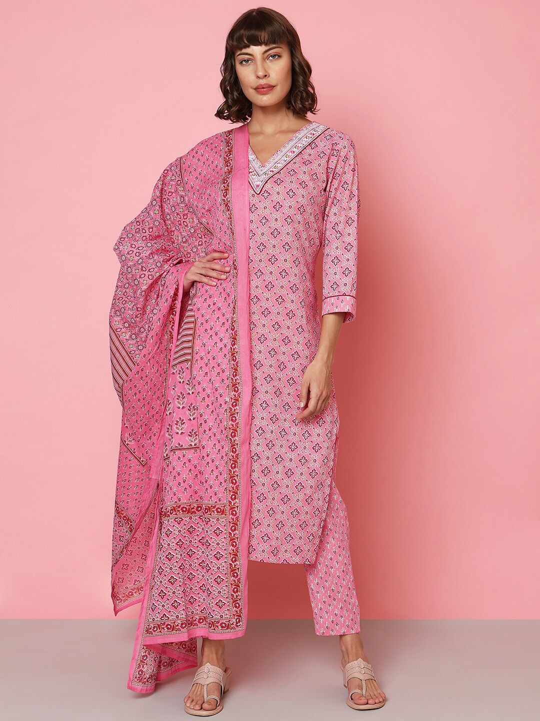 

Indifusion Ethnic Motifs Printed Kurta & Trousers With Dupatta, Pink