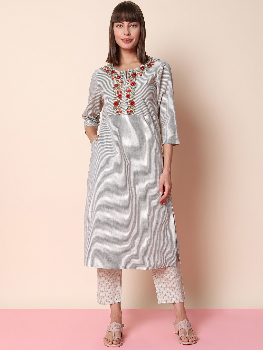

Indifusion Striped Thread Work Kurta with Trousers, Grey