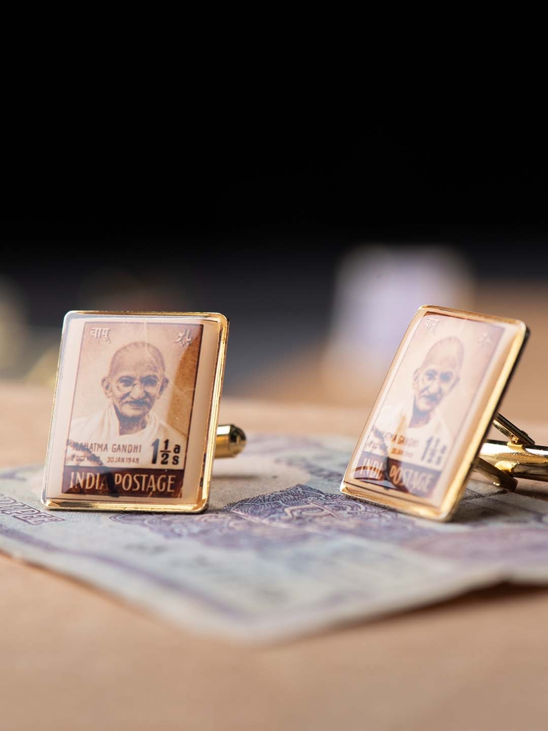 

The Tie Hub Gandhiji Printed Stamp Style Cufflink, Gold