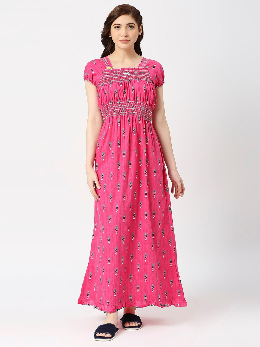 

Pretty Awesome Ethnic Motifs Printed Square Neck Pure Cotton Maxi Nightdress, Pink