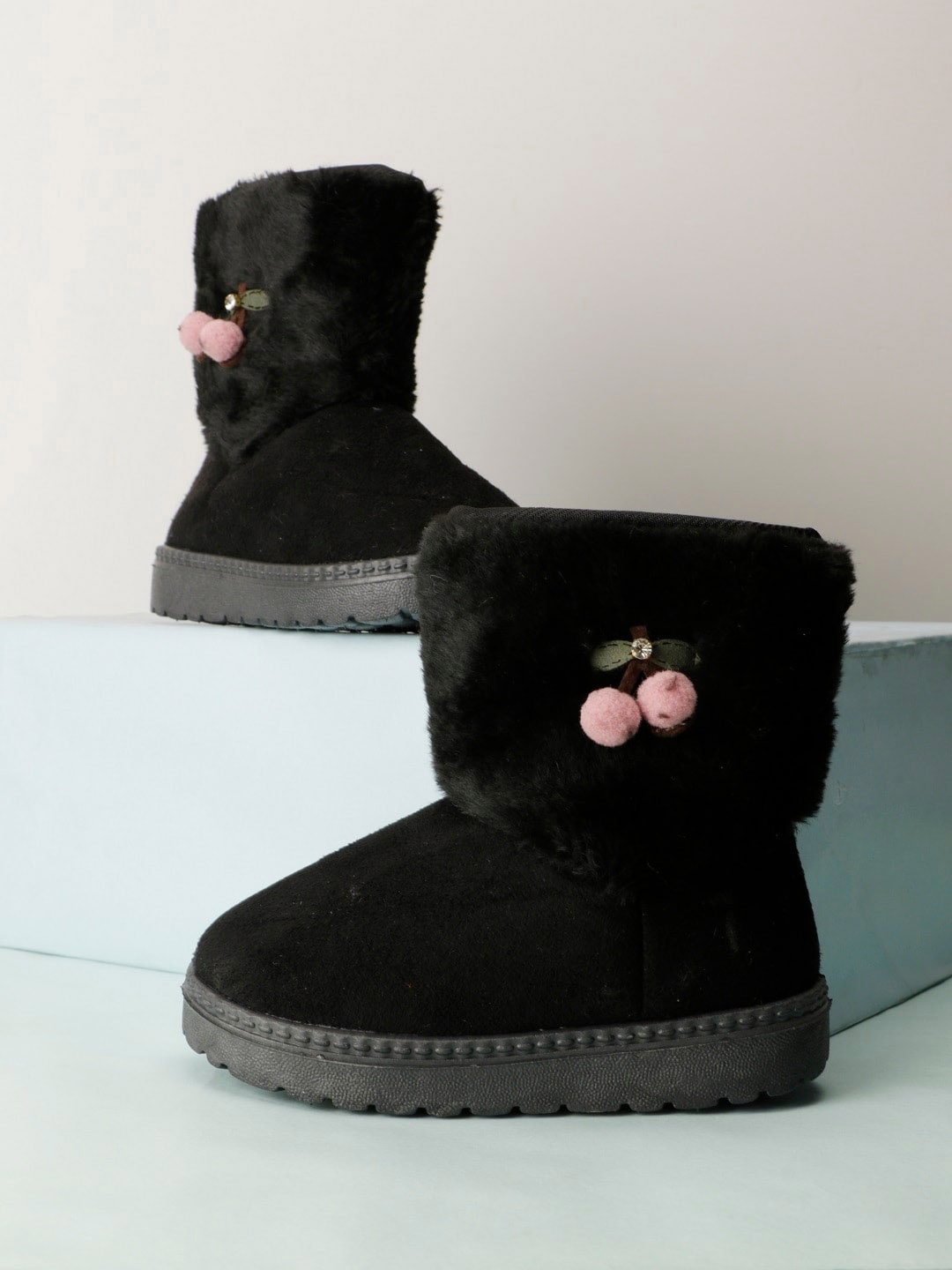

PASSION PETALS Girls Colourblocked Suede Winter Boots, Black