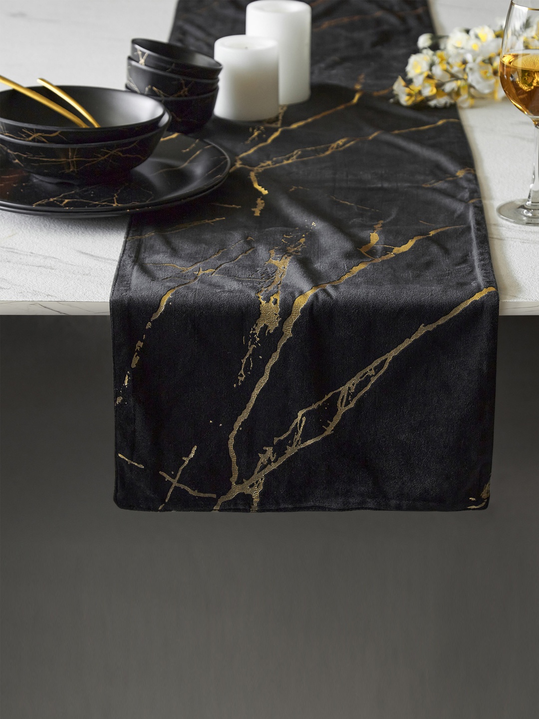 

Home Centre Blacks Textured Table Runners, Black