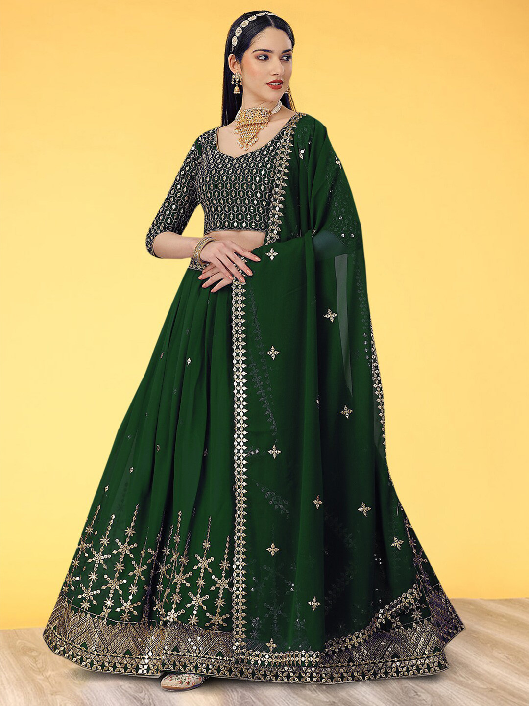 

Angroop Embroidered Semi-Stitched Lehenga & Unstitched Blouse With Dupatta, Green
