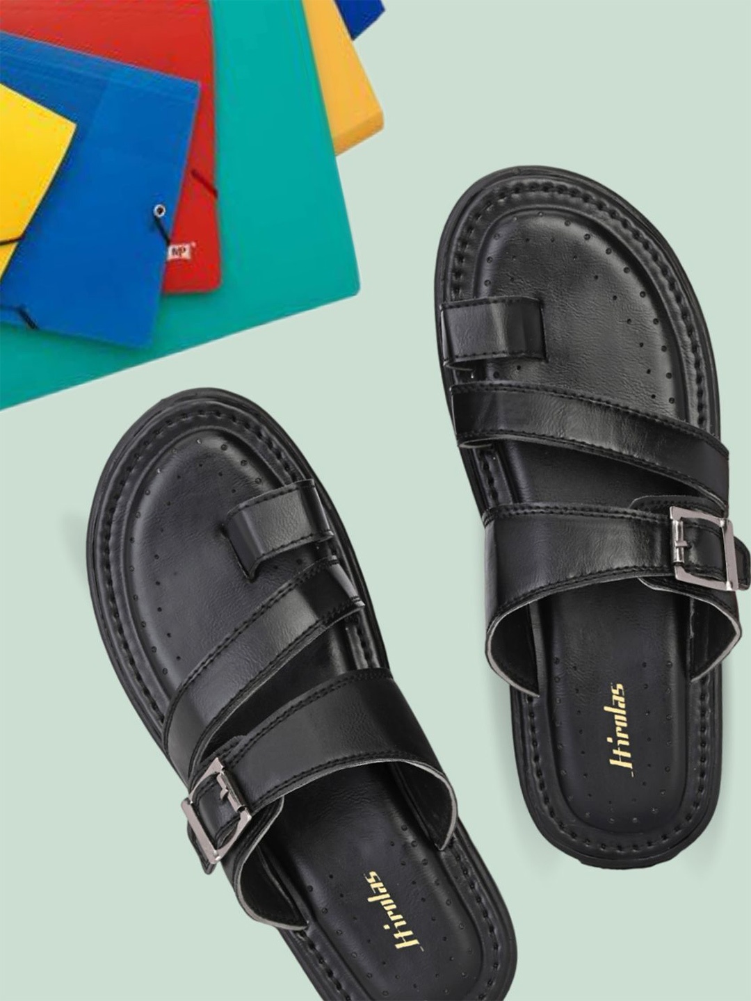 

HIROLAS Men One Toe Comfort Sandals With Buckle Detail, Black