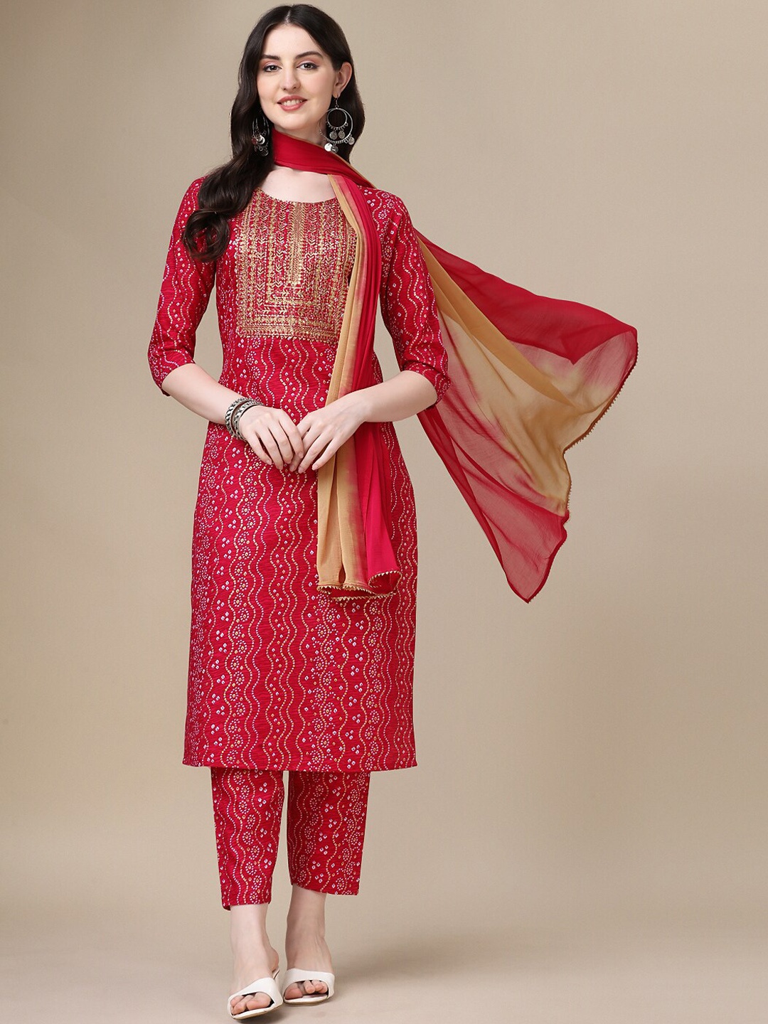 

Berrylicious Bandhani Printed Regular Thread Work Kurta With Trousers & Dupatta, Pink