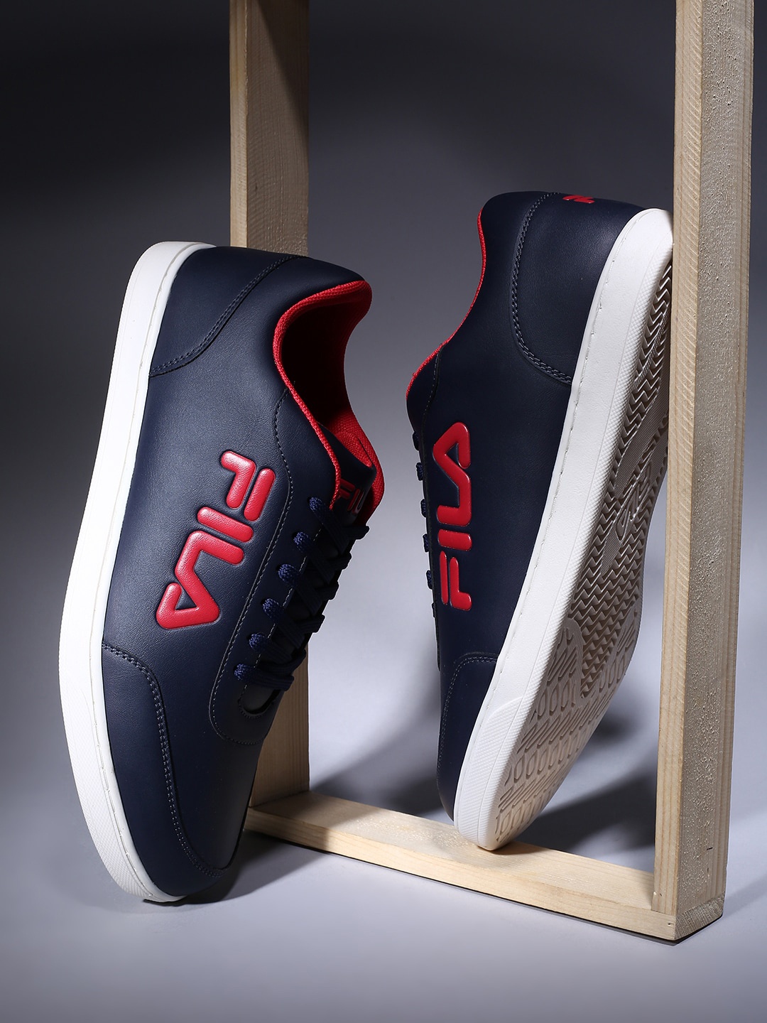 

FILA Men Brand Logo Printed PU Lace-Up Regular Sneakers, Navy blue