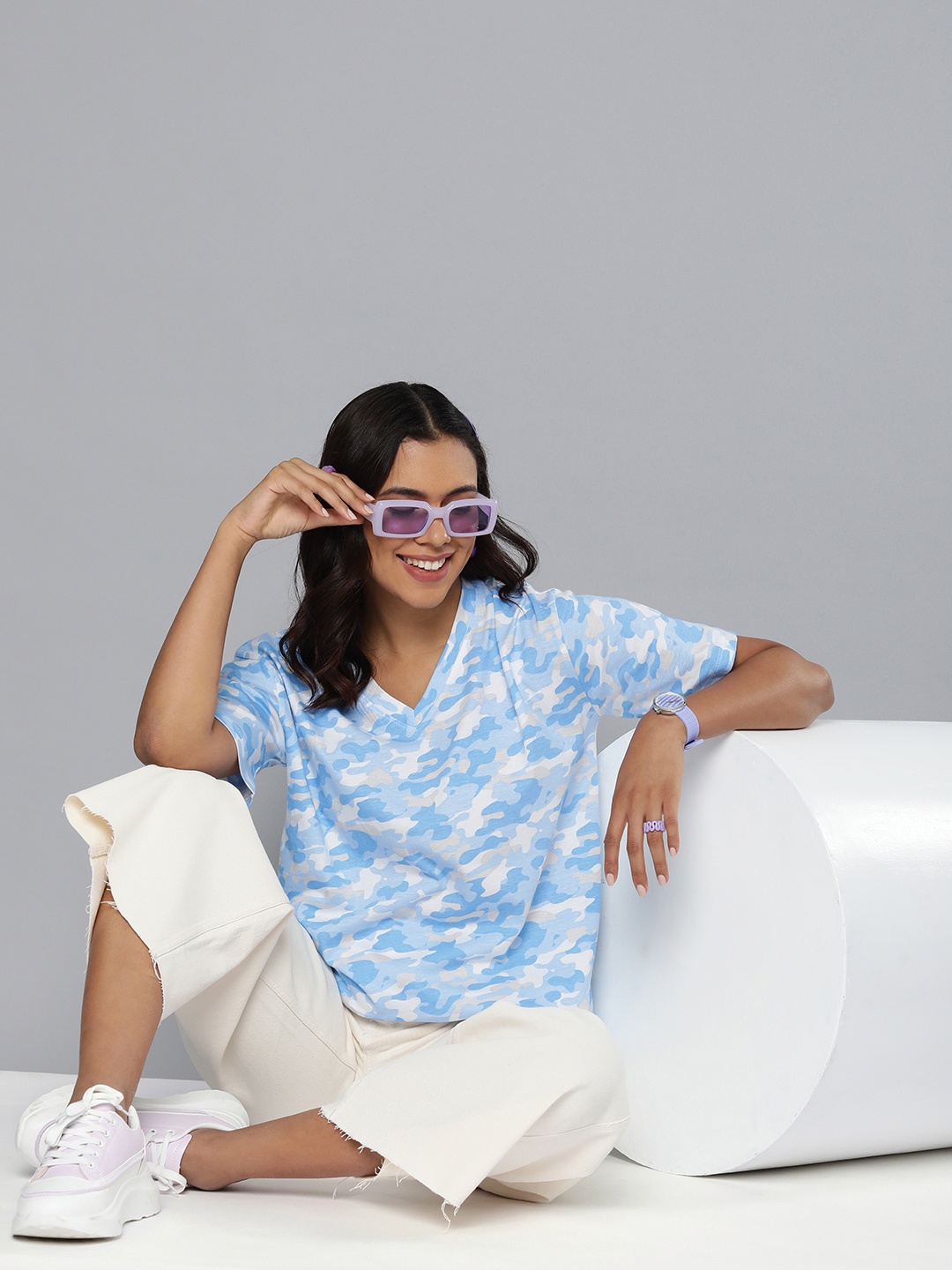 

Harvard Pure Cotton Camouflage Printed V-Neck Drop-Shoulder Sleeves T-shirt, Blue