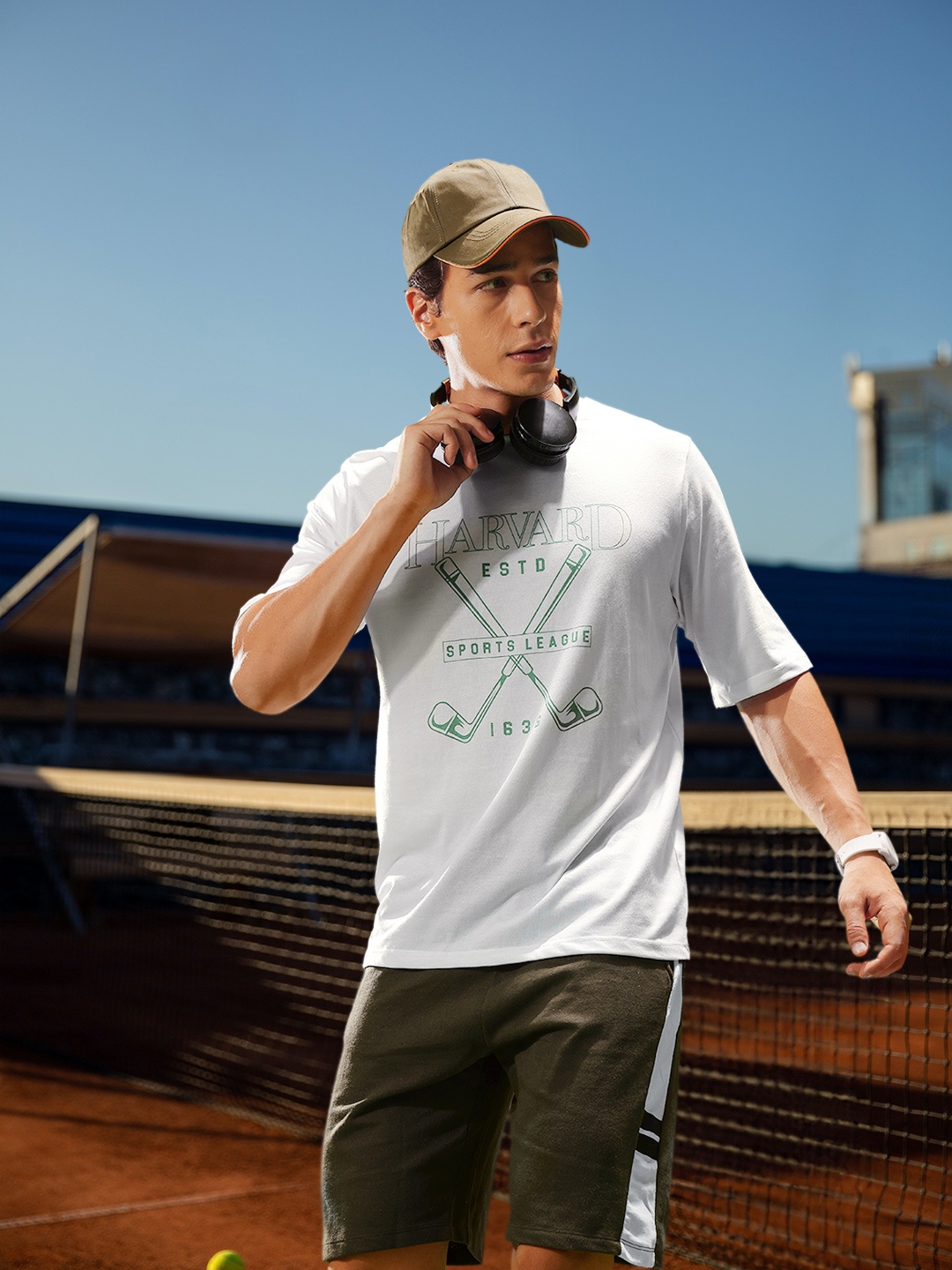 

Harvard Brand Logo Printed Pure Cotton Oversized T-shirt, White