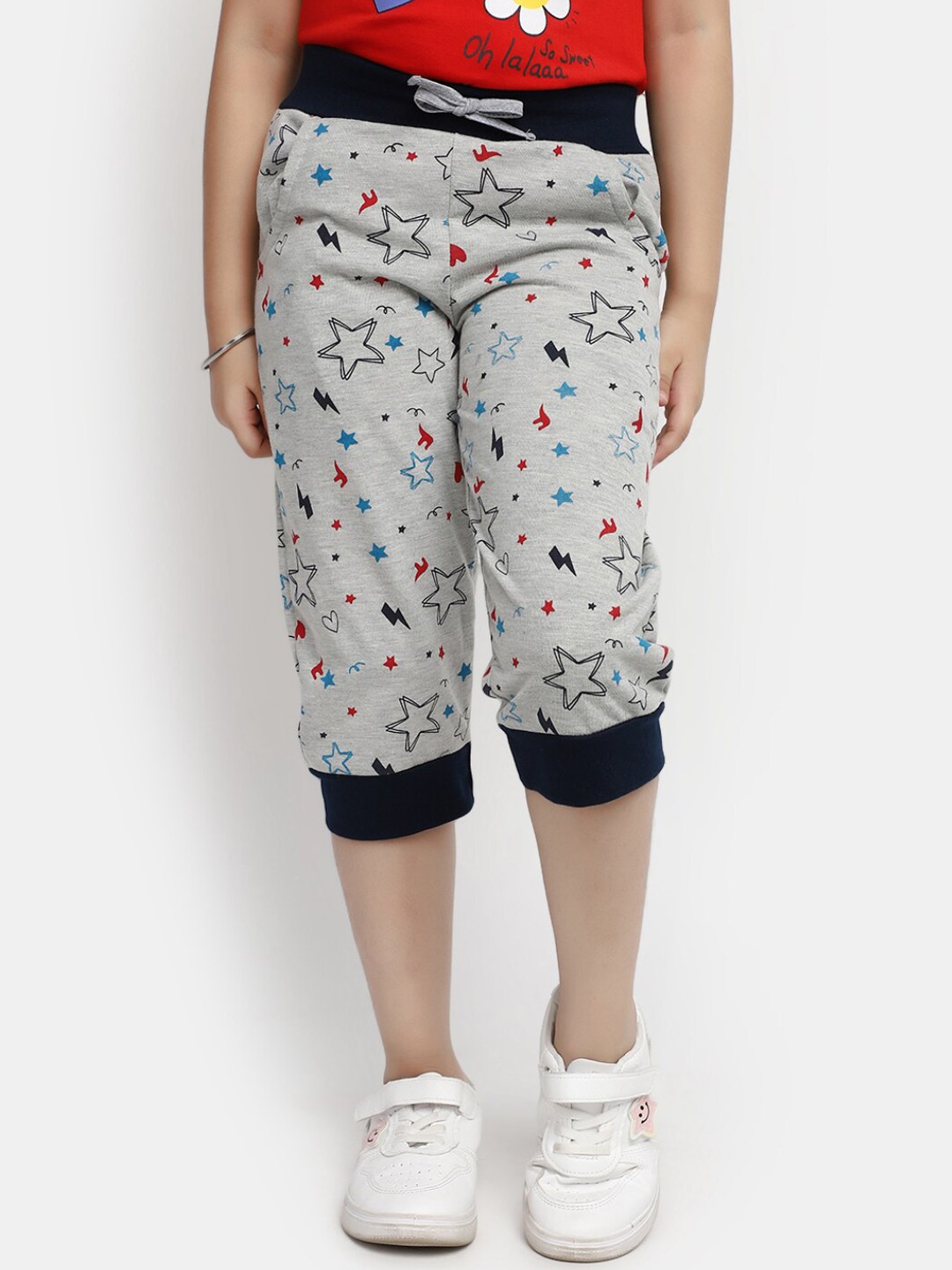 

V-Mart Girls Conversational Printed Cotton Capris, Grey