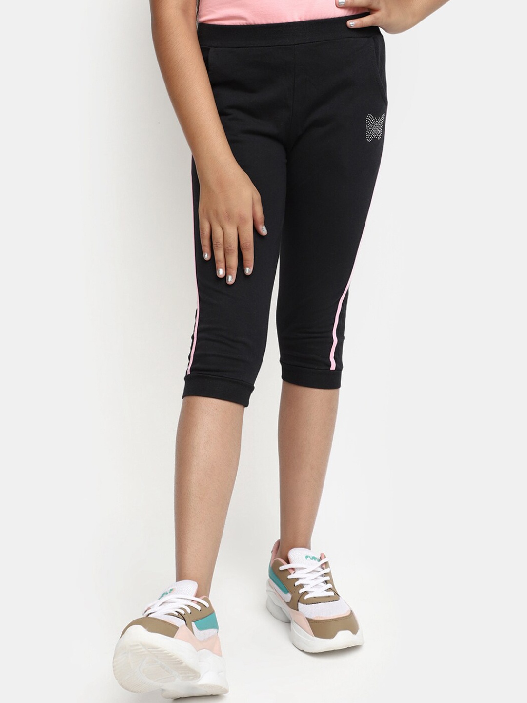 

V-Mart Girls Mid Rise Cotton Capris, Black
