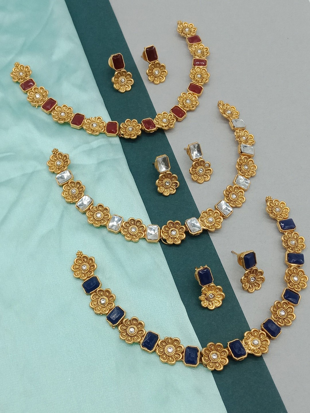 

AASHISH IMITATION Set Of 3 Gold-Plated Kundan-Studded Jewellery Set, Maroon