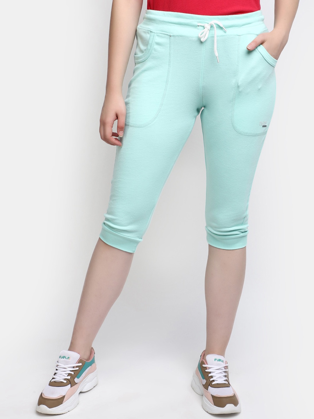 

V-Mart Women Mid-Rise Cotton Capris, Blue