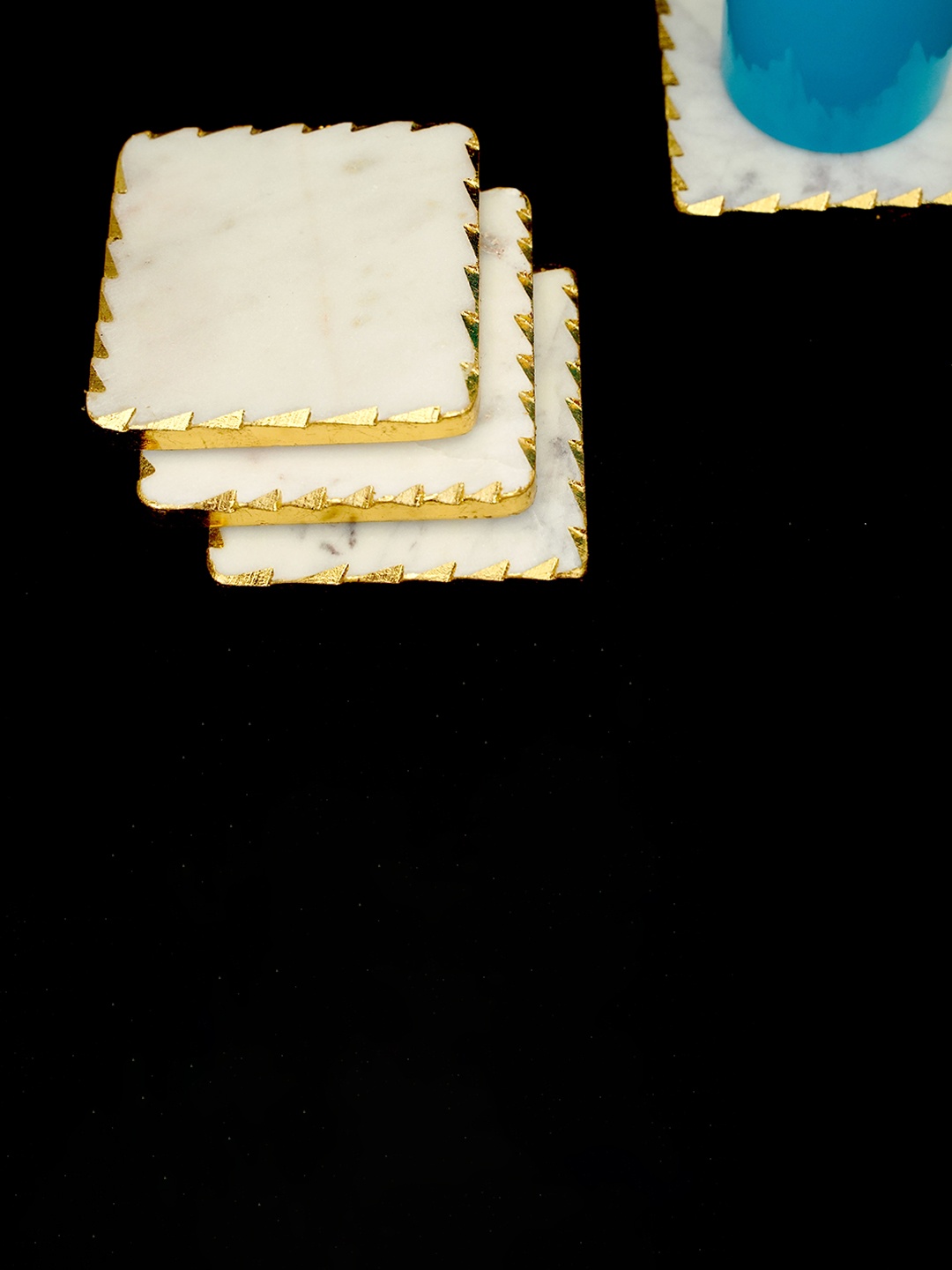 

HOMEARTE White 4 Pieces Piazza Marble Coasters