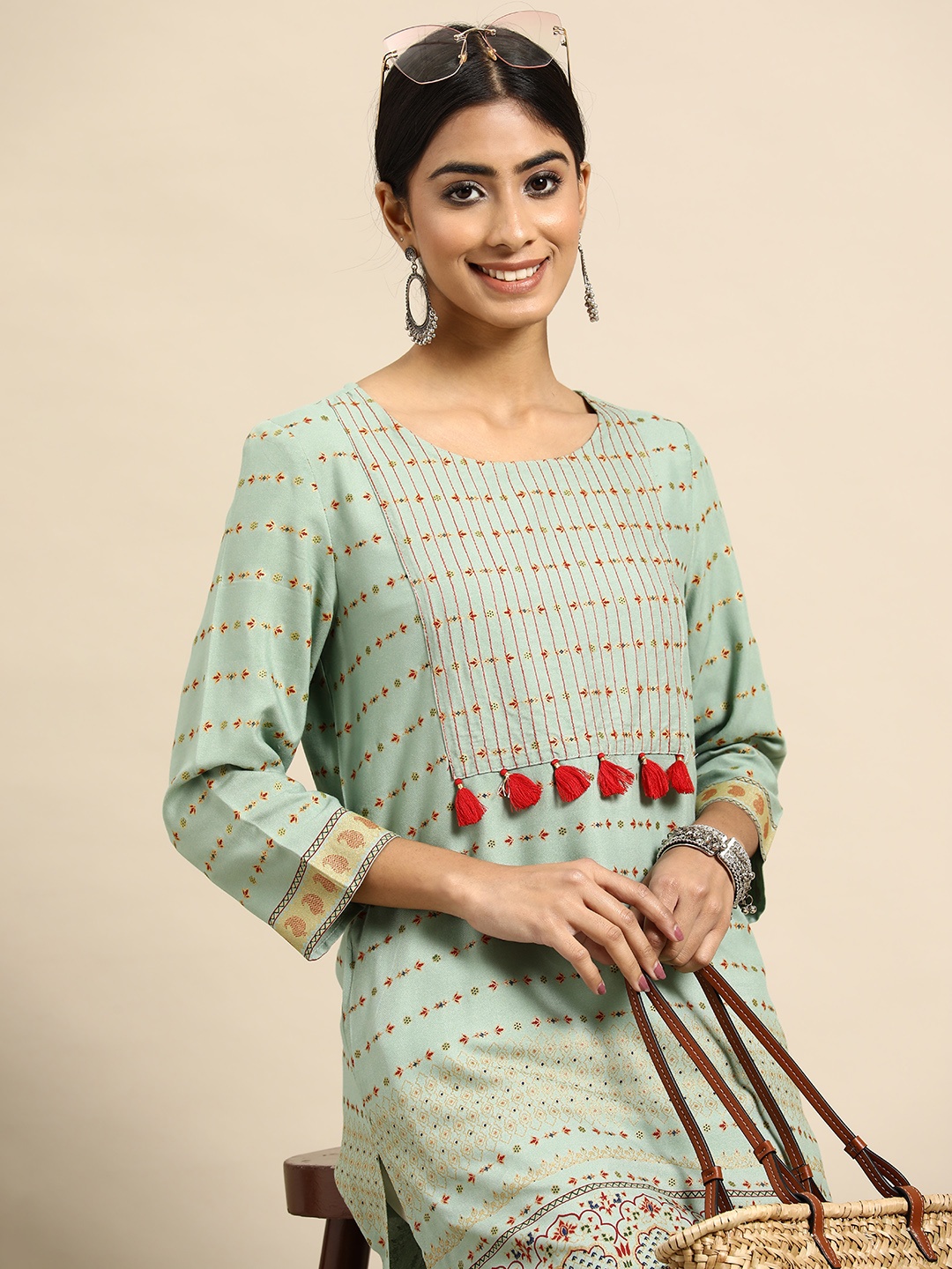 

Sangria Ethnic Motifs Printed Kurta with Tassel Detail, Green