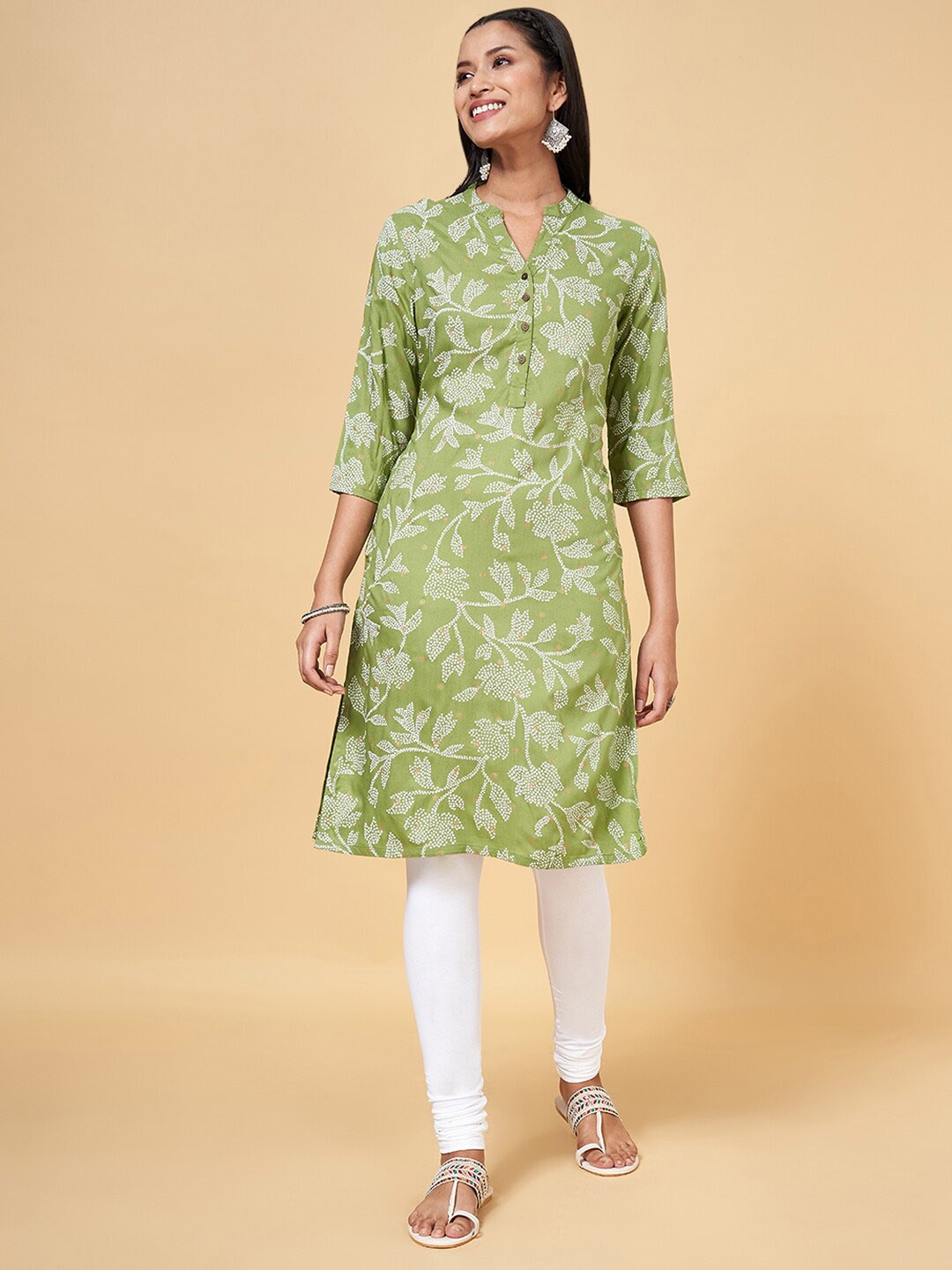 

RANGMANCH BY PANTALOONS Floral Printed Straight Kurta, Green
