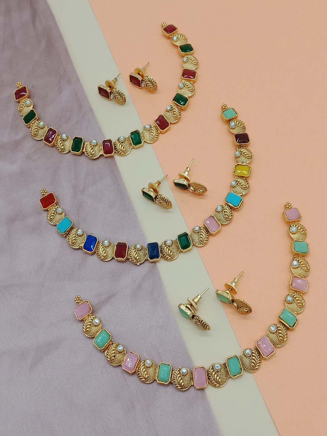 

AASHISH IMITATION Set Of 3 Gold-Plated Kundan-Studded Jewellery Set, Maroon