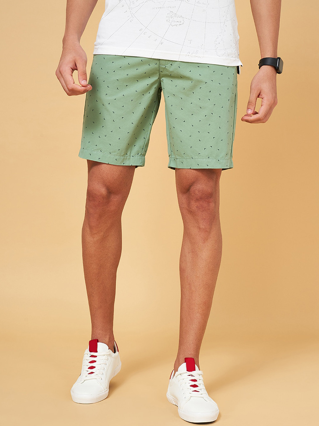 

BYFORD by Pantaloons Men Conversational Printed Slim Fit Cotton Chino Shorts, Green