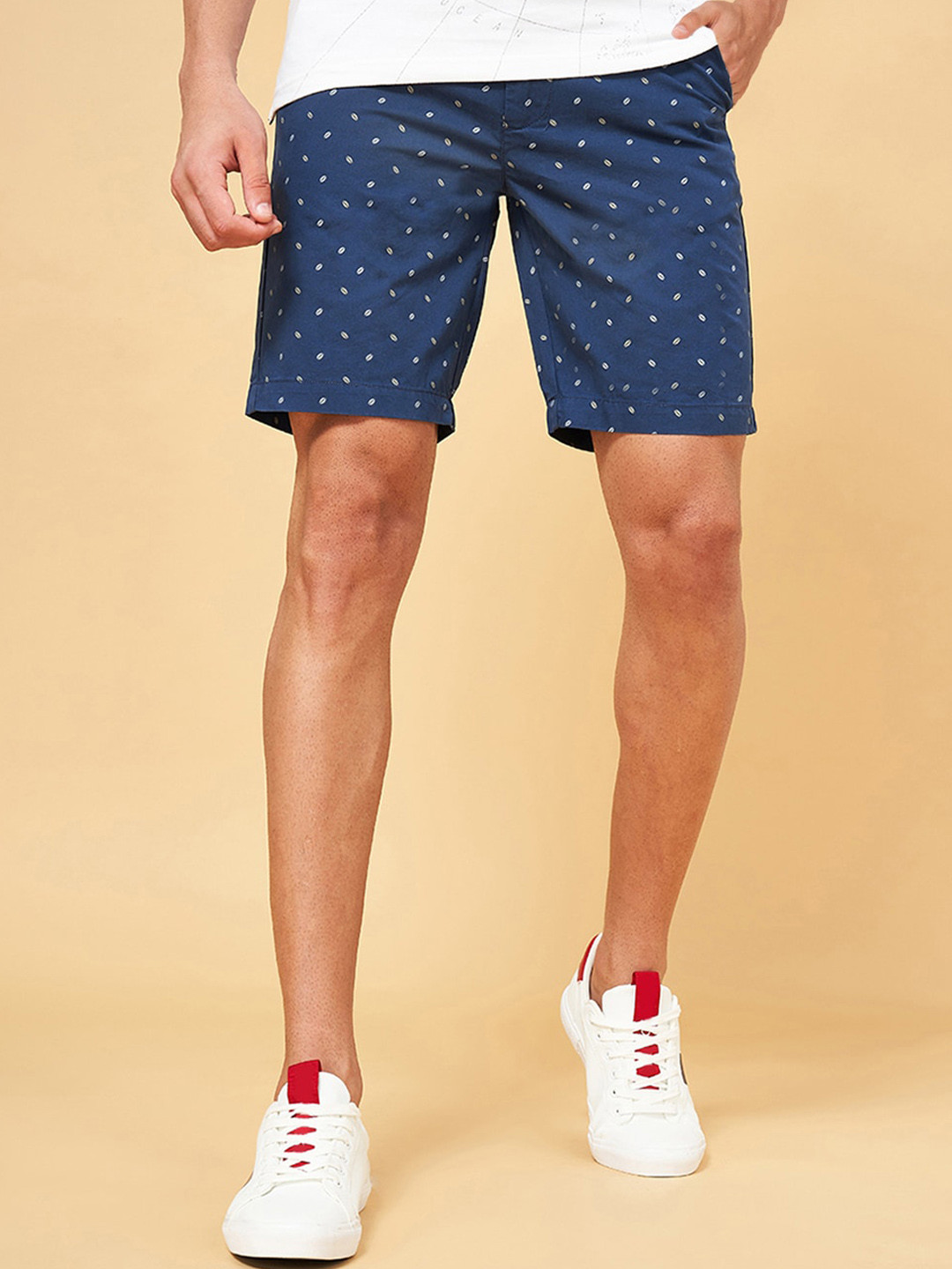 

BYFORD by Pantaloons Men Conversational Printed Slim Fit Cotton Chino Shorts, Navy blue