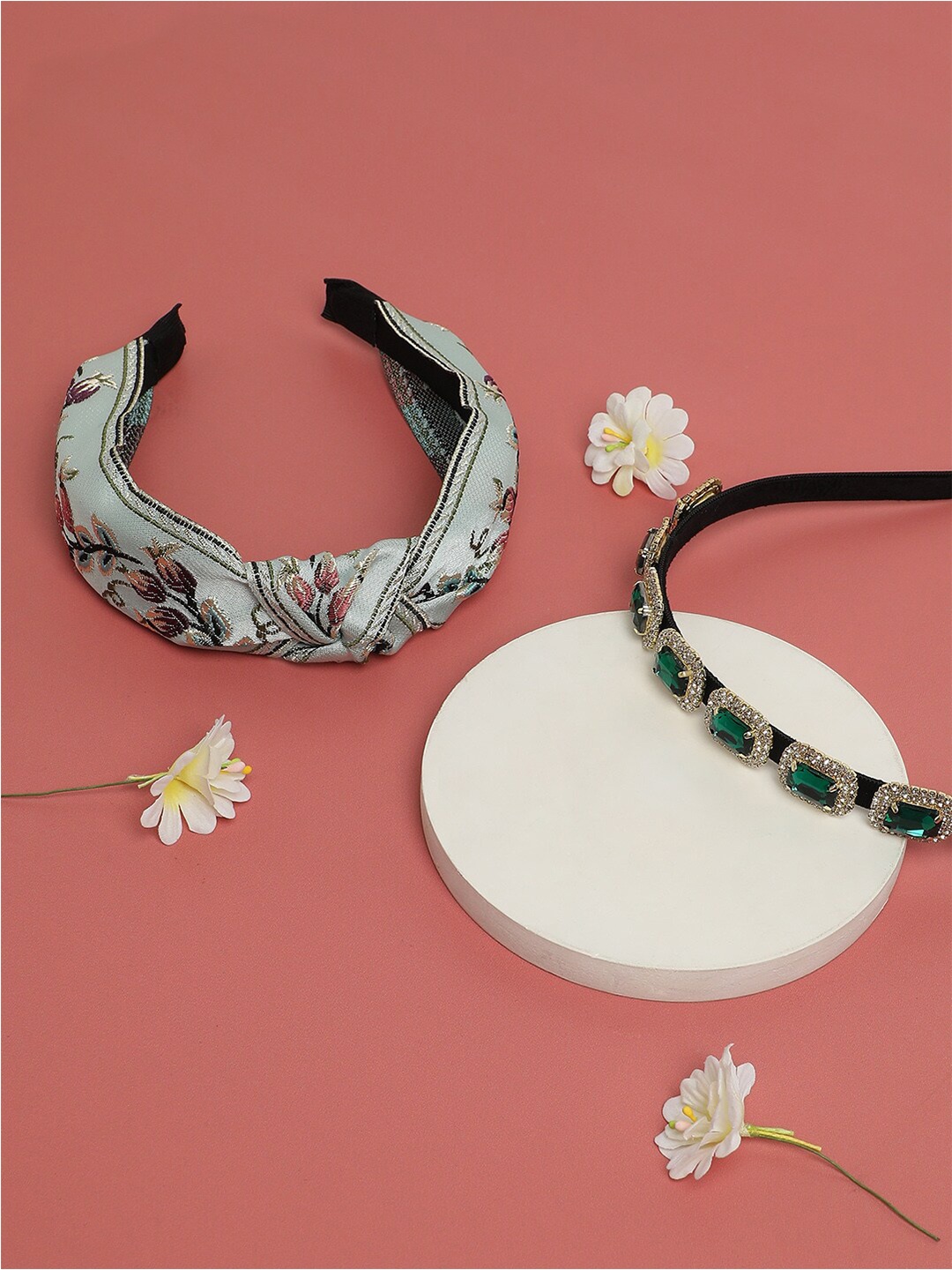 

SOHI Pearl Perfection Set of 2 Embellished Hairband, Green