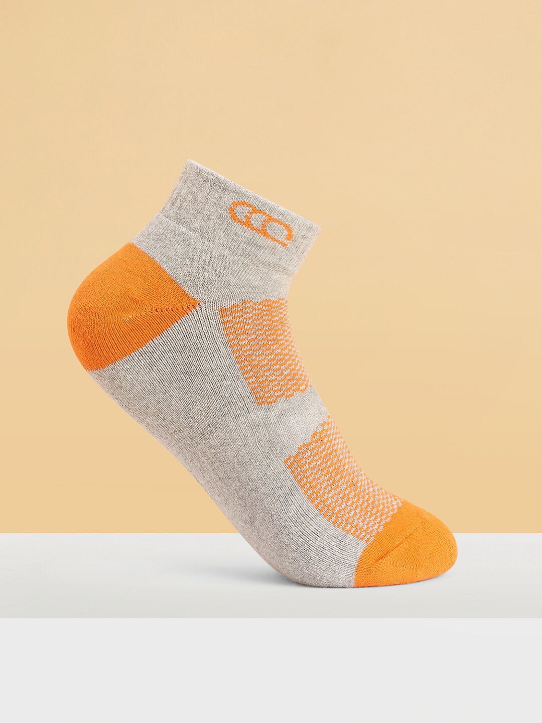 

Ajile by Pantaloons Men Colourblocked Ankle-Length Socks, Orange