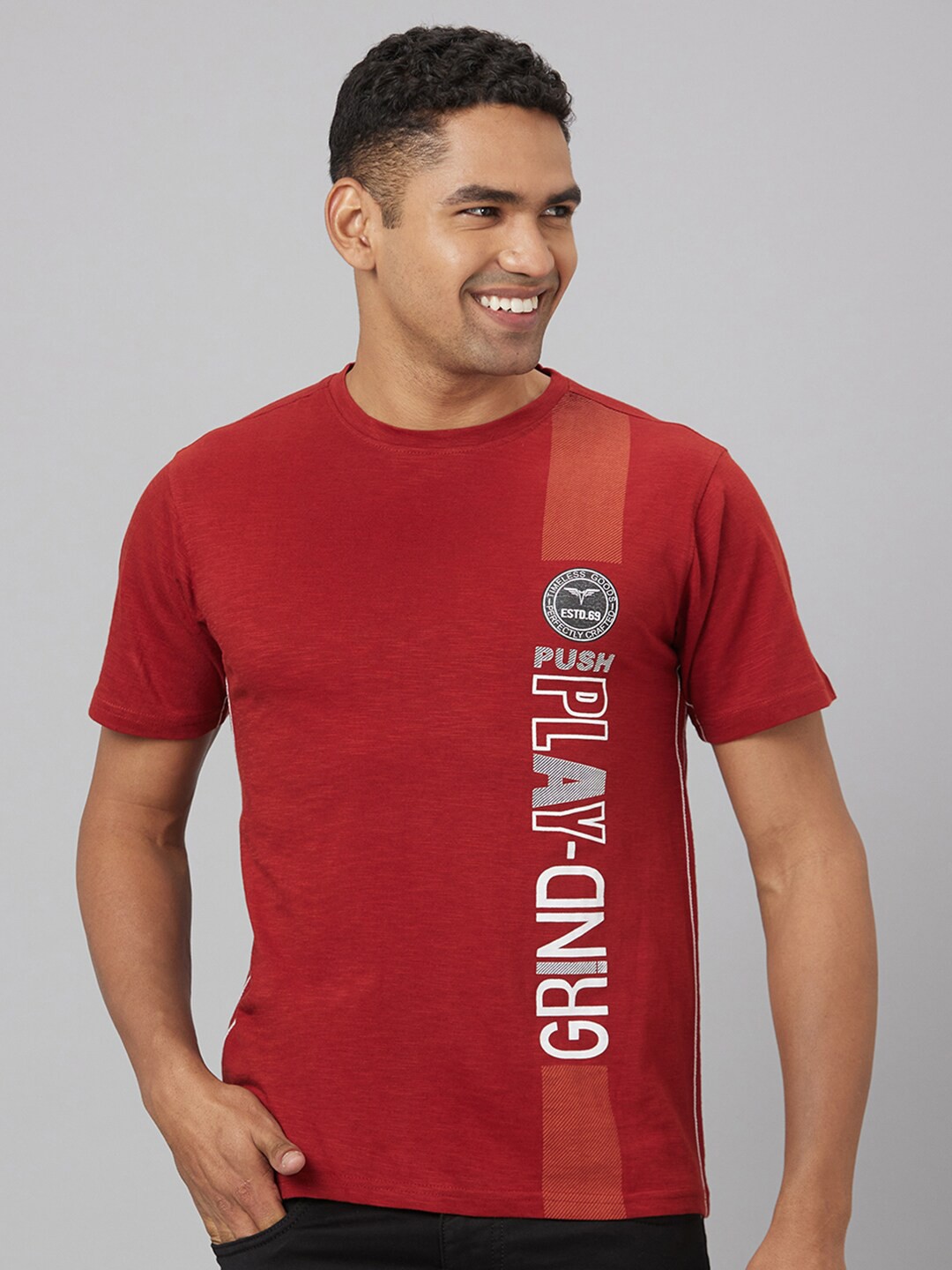 

Pontiac Typography Printed Cotton T-Shirt, Red