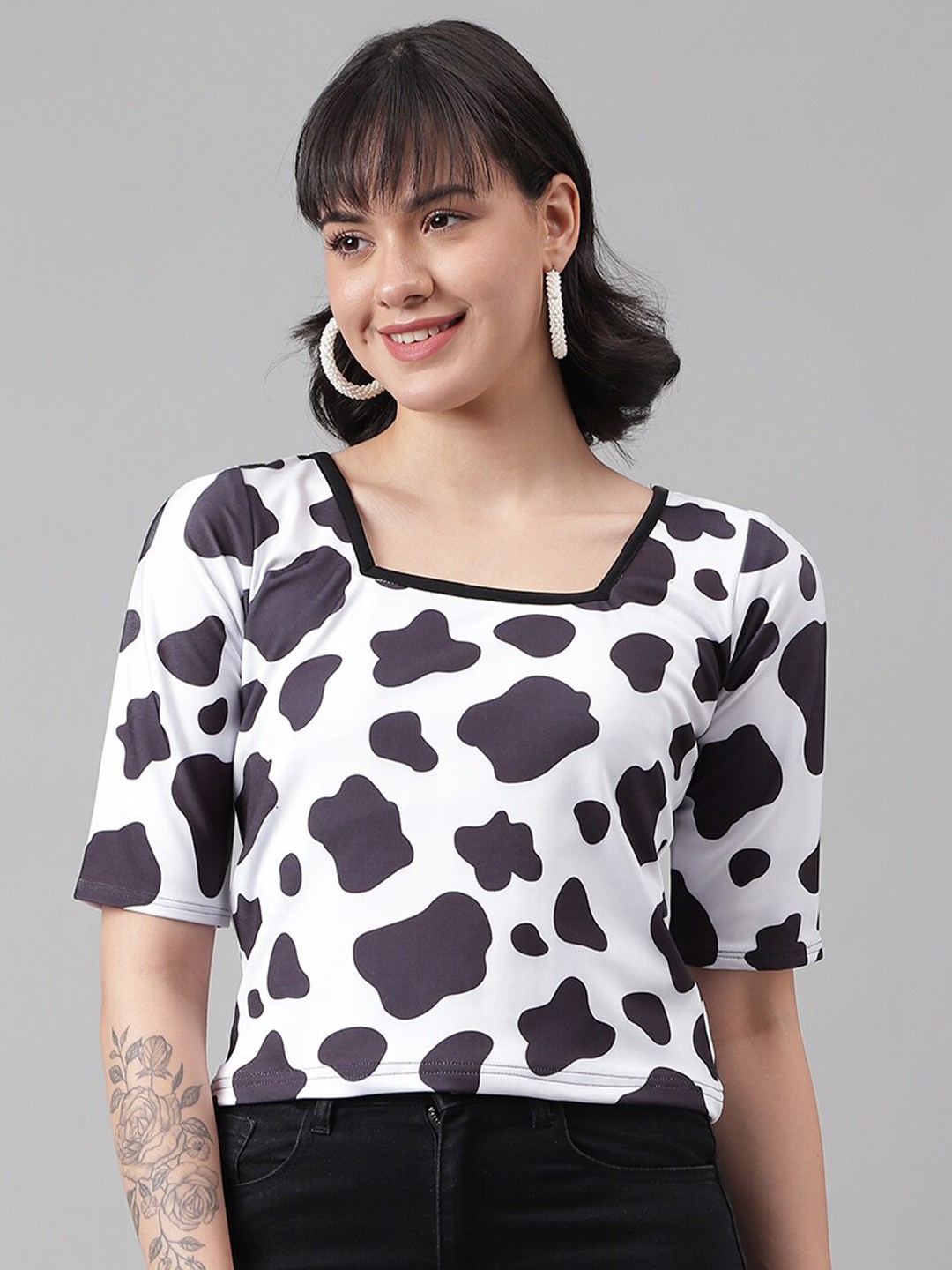 

DL Fashion Animal Printed Square Neck Regular Top, Black