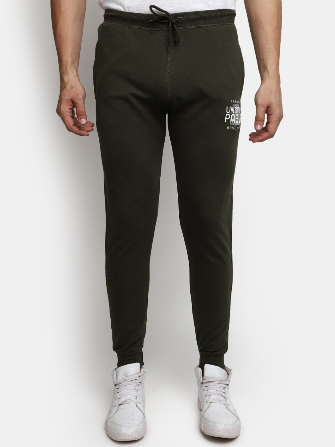 

V-Mart Men Mid-Rise Cotton Joggers, Green