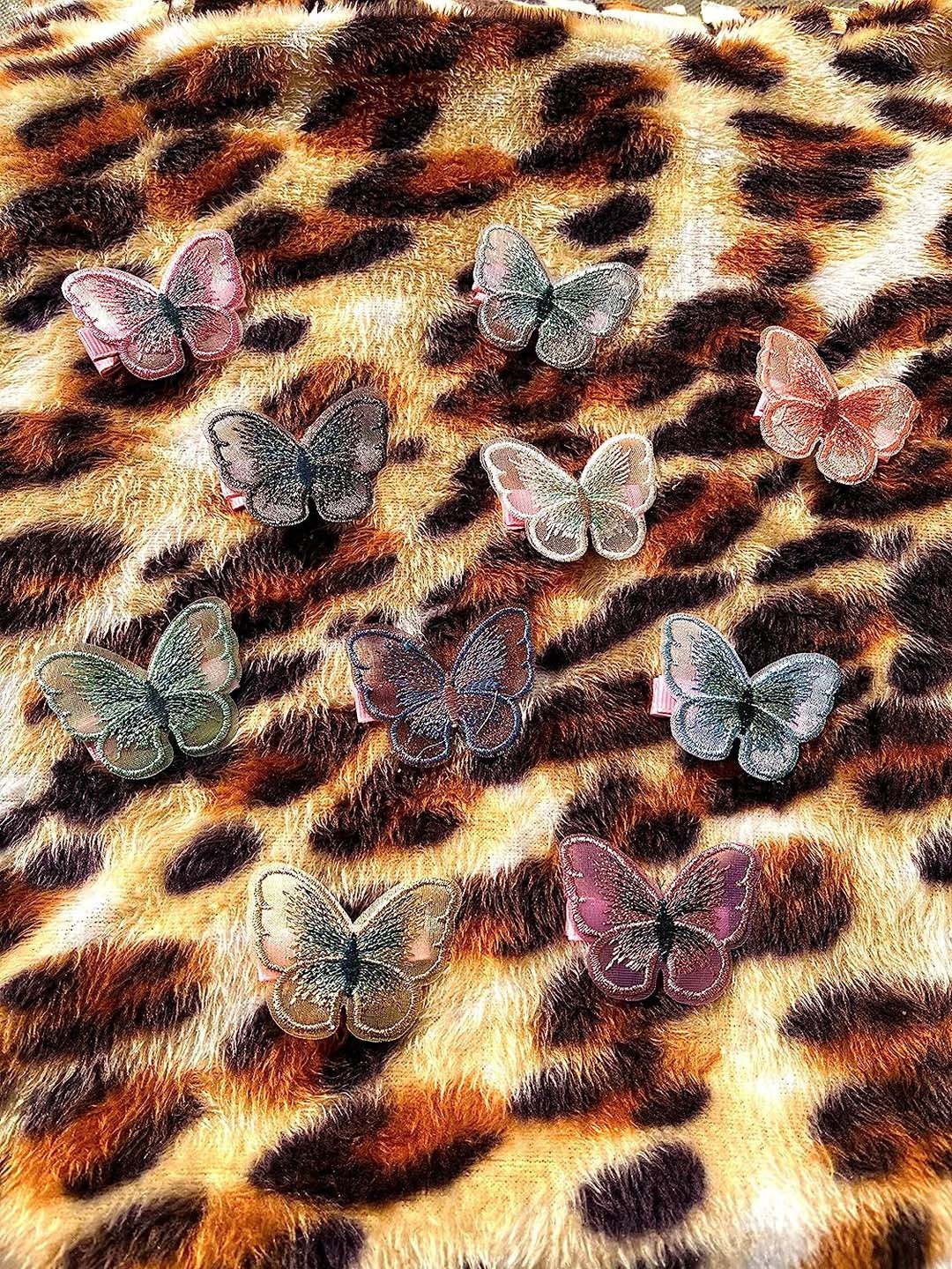 

LYTIX Set Of 5 Butterfly Soft Fabric Alligator Hair Clips, Pink