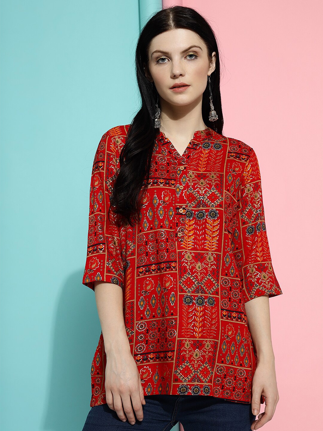 

J Turritopsis Ethnic Motifs Printed Mandarin Collar Kurti, Red