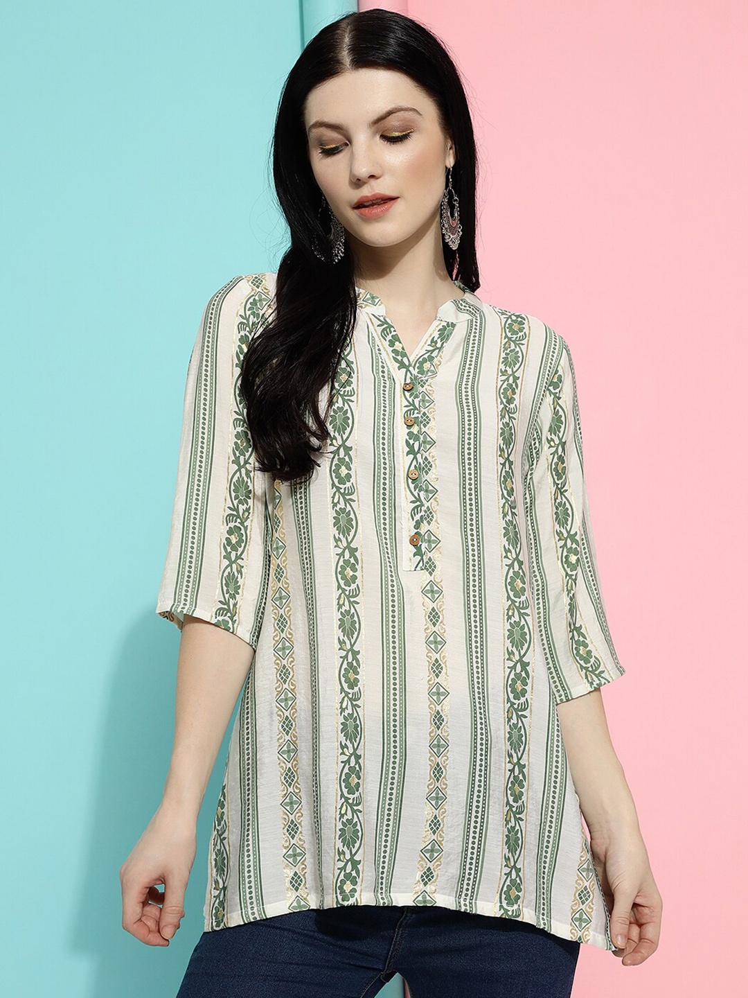 

J Turritopsis Floral Printed Mandarin Collar Chanderi Kurti, White