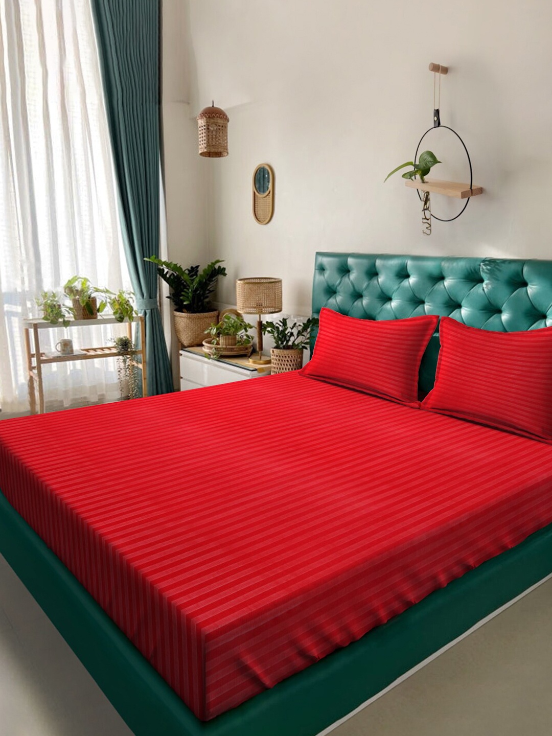

Alina decor Red Striped 210 TC Queen Bedsheet with 2 Pillow Covers