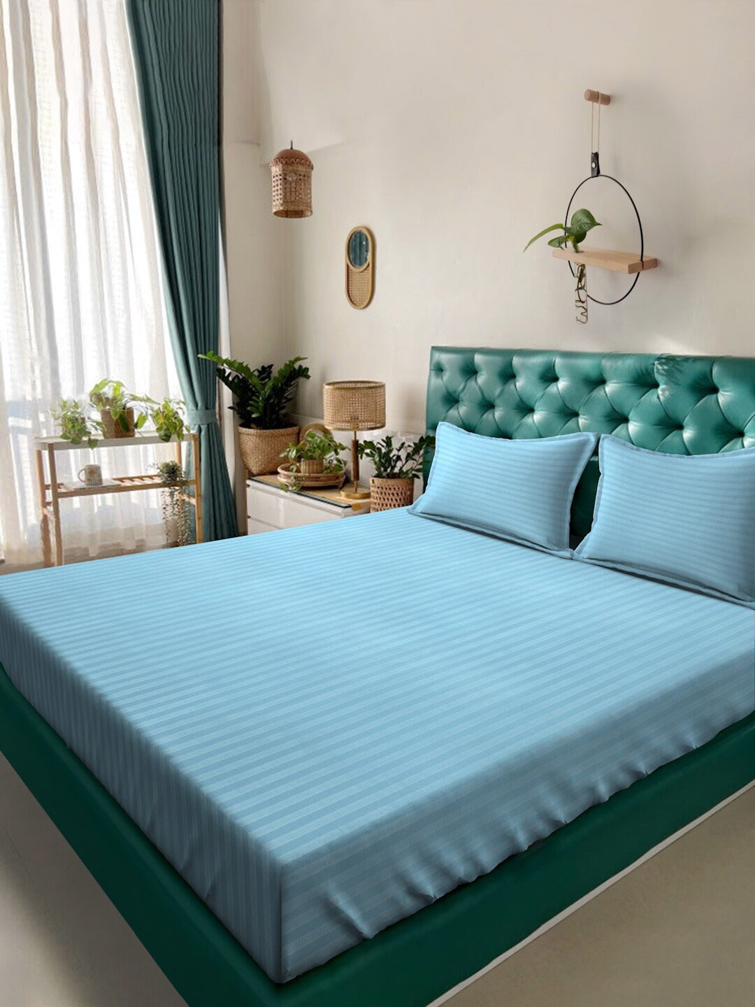 

Alina decor Blue Striped 210 TC Queen Bedsheet With 2 Pillow Covers